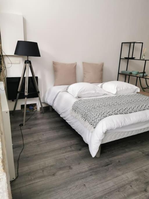 אוש La Boutique Studio Centre Ville מראה חיצוני תמונה